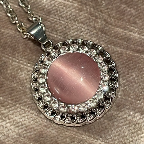 Pink & Silver Catseye Pendant Necklace - Picture 1 of 7